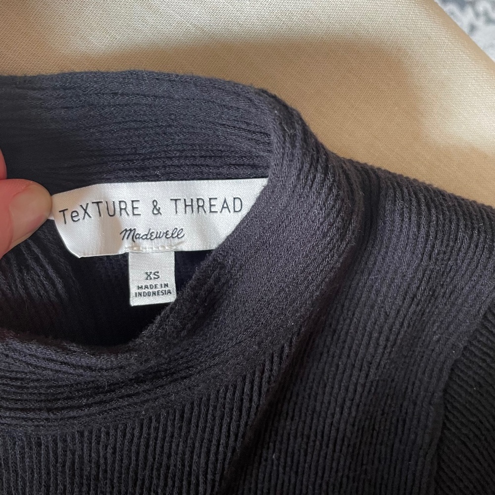 Madewell Texture & Thread Top - Picture 3 of 5